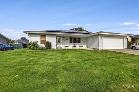 Exterior - 916 17th Ave E, Jerome, ID 83338 photo 6 of 6