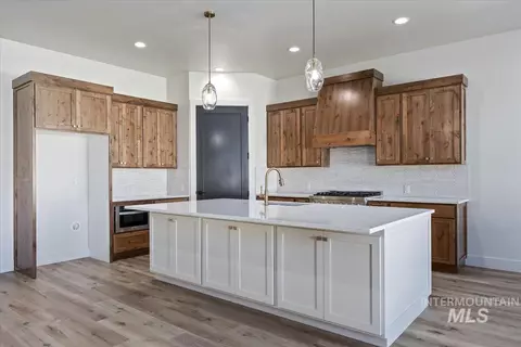Kitchen - 548 Falling Leaf Ln, Twin Falls, ID 83301 photo 1 of 5