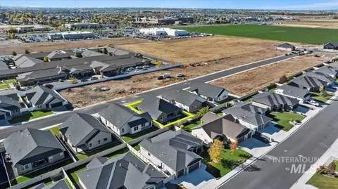 View/Area - 548 Falling Leaf Ln, Twin Falls, ID 83301 photo 4 of 6