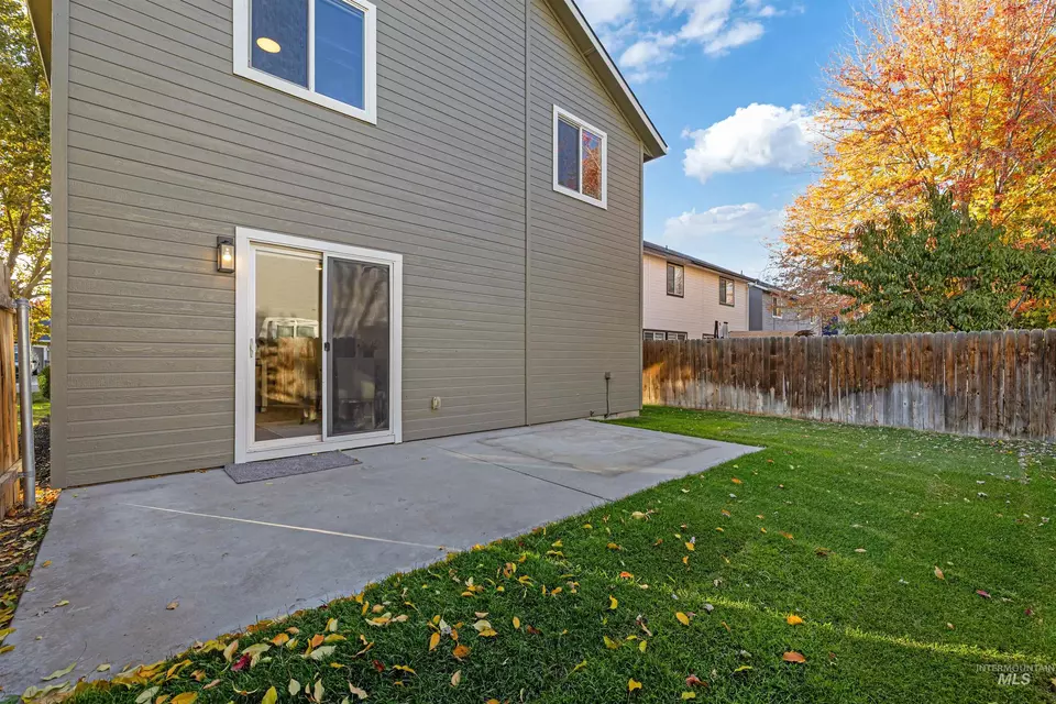 Exterior - 6474 S Cheshire Ave, Boise, ID 83709 photo 5 of 6