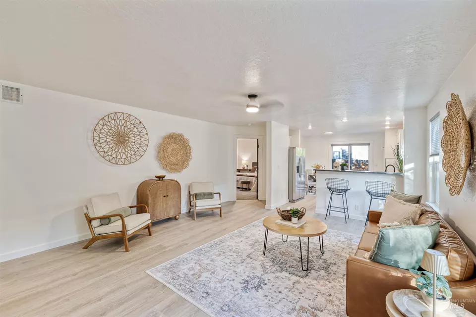 Living - 6474 S Cheshire Ave, Boise, ID 83709 photo 2 of 2