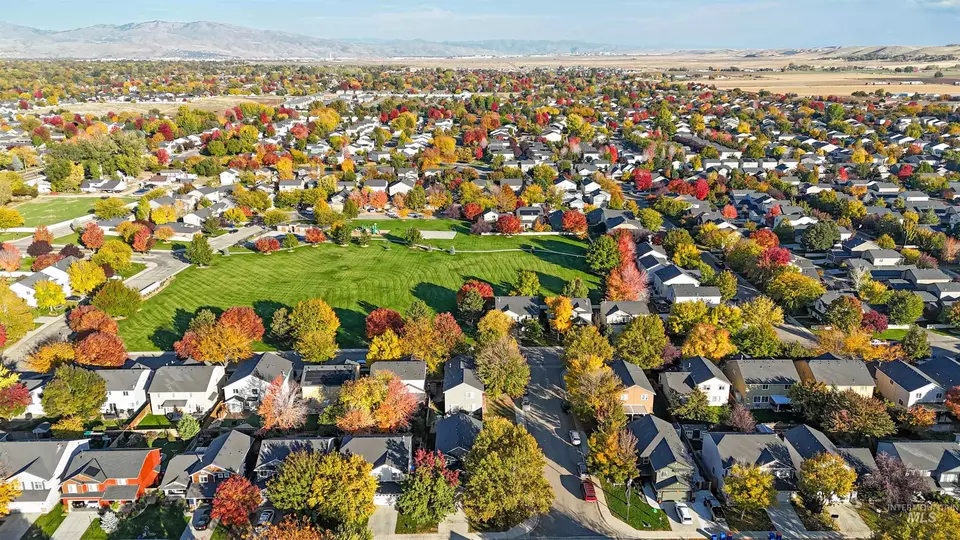 View/Area - 6474 S Cheshire Ave, Boise, ID 83709 photo 2 of 3
