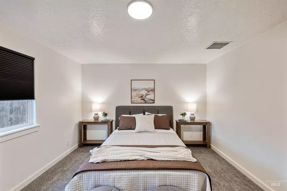 Bedroom - 6474 S Cheshire Ave, Boise, ID 83709 photo 3 of 10