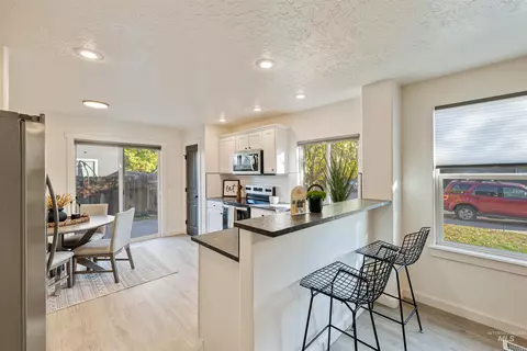 Kitchen - 6474 S Cheshire Ave, Boise, ID 83709 photo 1 of 5