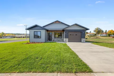 801 Lewiston St, Cottonwood, ID 83522