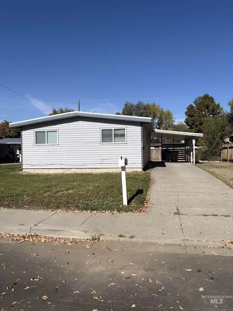 508 W 2nd N, Mountain Home, ID 83647
