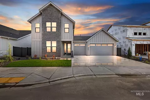 1041 W Malbar St, Meridian, ID 83646