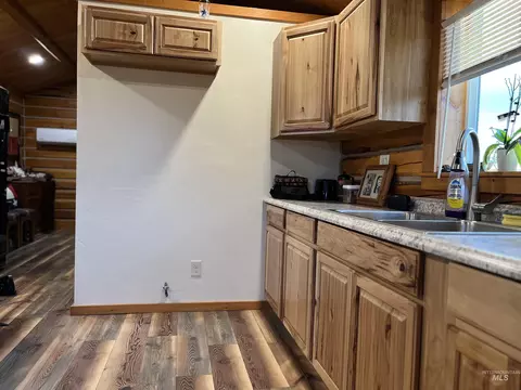 1215 E 800 N, Richfield, ID 83349