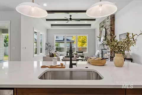 Kitchen - 2147 E Blakehurst Ave, Kuna, ID 83634 photo 5 of 6