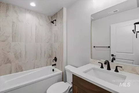 Bath - 2147 E Blakehurst Ave, Kuna, ID 83634 photo 7 of 7