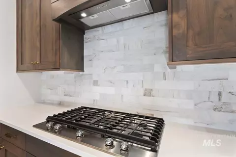 Kitchen - 2147 E Blakehurst Ave, Kuna, ID 83634 photo 3 of 4