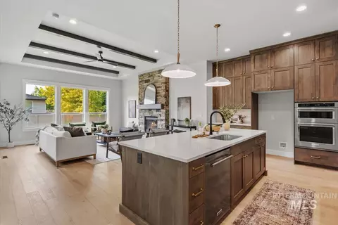 Kitchen - 2147 E Blakehurst Ave, Kuna, ID 83634 photo 4 of 6