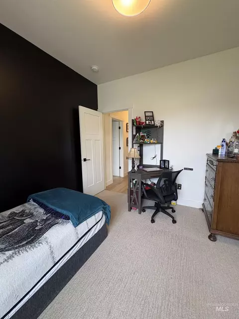 Bedroom - 973 Kenbrook Loop, Twin Falls, ID 83301 photo 6 of 6