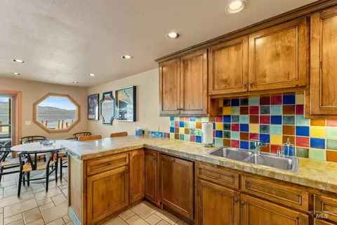Kitchen - 101 E Lake St #C15, Mccall, ID 83638 photo 4 of 4