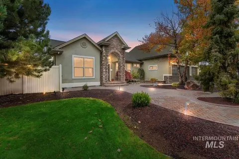 6578 W Beacon Lgt, Eagle, ID 83616 photo 1
