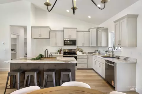 Kitchen - 601 Glen Eagle, Jerome, ID 83338 photo 1 of 3
