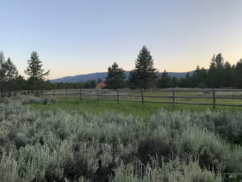 13321 Highway 55, Mccall, ID 83638