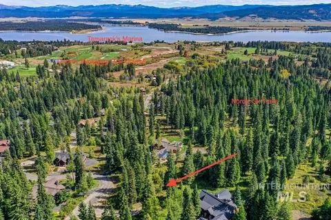 77 Tripod Ct, Donnelly, ID 83615