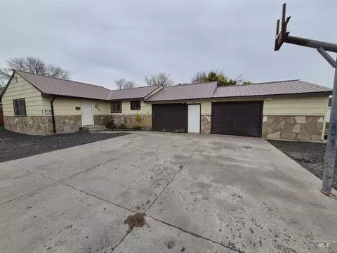403 16th Ave E, Jerome, ID 83338 photo 1