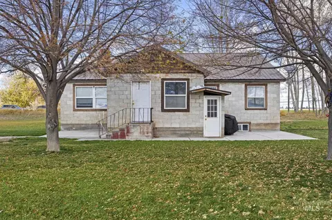 128 S 100 E, Rupert, ID 83350