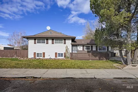 320 E 23rd Dr, Burley, ID 83318