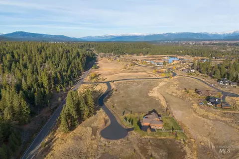 18 Arrowgrass Way, Mccall, ID 83638 photo 9
