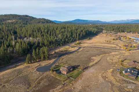 18 Arrowgrass Way, Mccall, ID 83638 photo 11