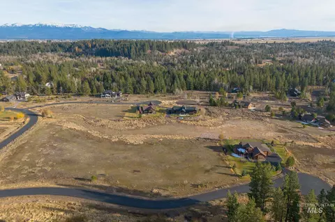 18 Arrowgrass Way, Mccall, ID 83638 photo 2