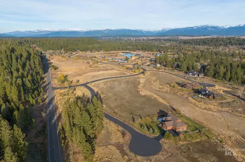18 Arrowgrass Way, Mccall, ID 83638 photo 4