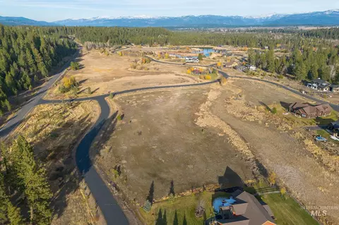 18 Arrowgrass Way, Mccall, ID 83638 photo 6