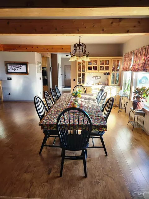 Dining - 2195 Kilborn Ln, Mesa, ID 83643 photo 1 of 2