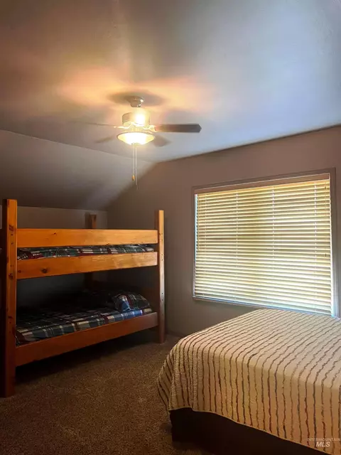 Bedroom - 2195 Kilborn Ln, Mesa, ID 83643 photo 7 of 7