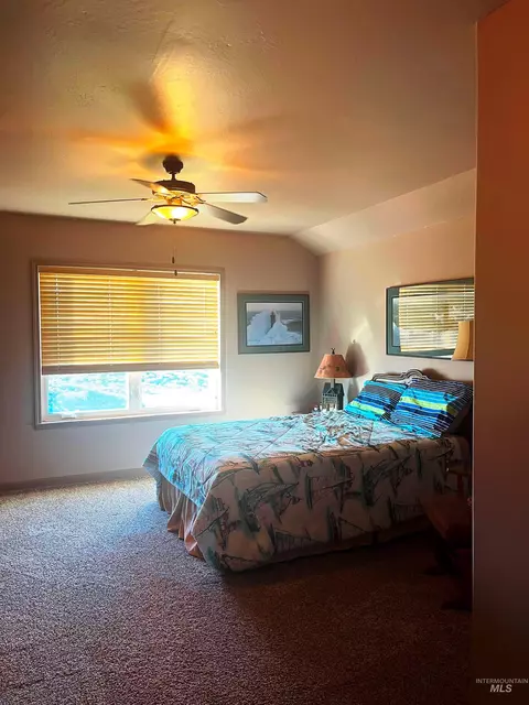 Bedroom - 2195 Kilborn Ln, Mesa, ID 83643 photo 5 of 7