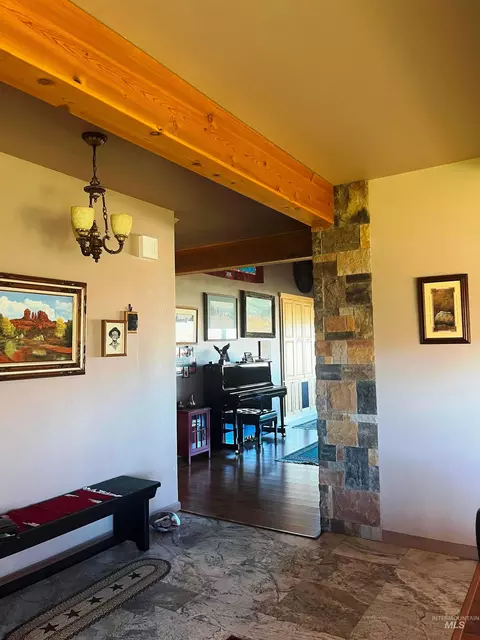Entry Way - 2195 Kilborn Ln, Mesa, ID 83643 photo 1 of 1