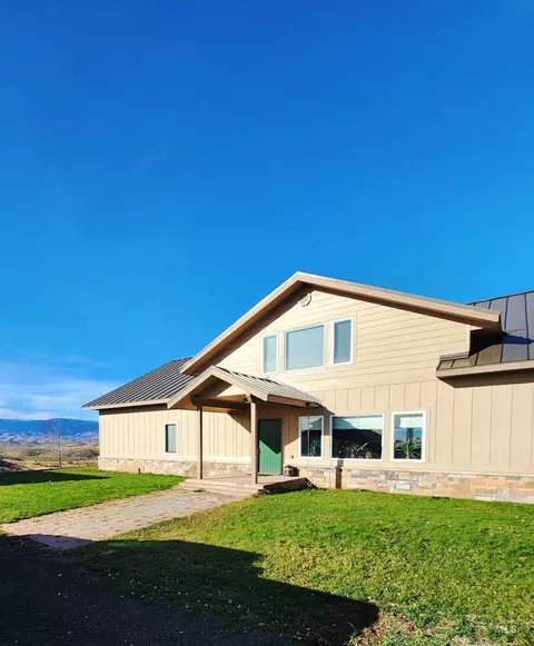 Exterior - 2195 Kilborn Ln, Mesa, ID 83643 photo 2 of 17