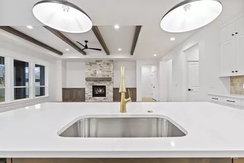 Kitchen - 2129 E Blakehurst St, Kuna, ID 83634 photo 6 of 6