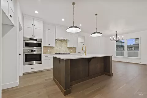 Kitchen - 2129 E Blakehurst St, Kuna, ID 83634 photo 4 of 6
