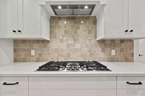 Kitchen - 2129 E Blakehurst St, Kuna, ID 83634 photo 5 of 6