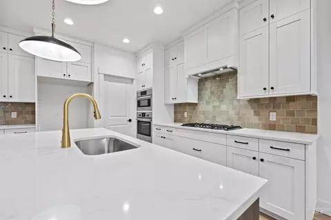 Kitchen - 2129 E Blakehurst St, Kuna, ID 83634 photo 2 of 6