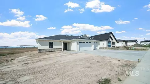 Exterior - 930 23rd Ave E, Jerome, ID 83338 photo 5 of 7
