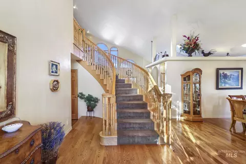 Entry Way - 2224 E 4400 N, Filer, ID 83328 photo 2 of 3