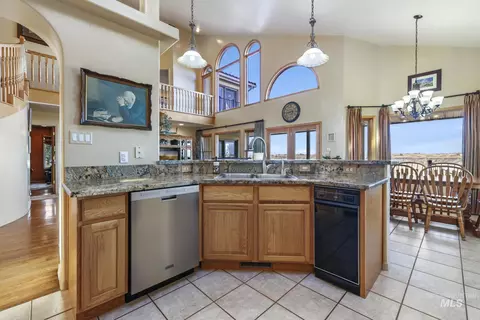 Kitchen - 2224 E 4400 N, Filer, ID 83328 photo 5 of 5