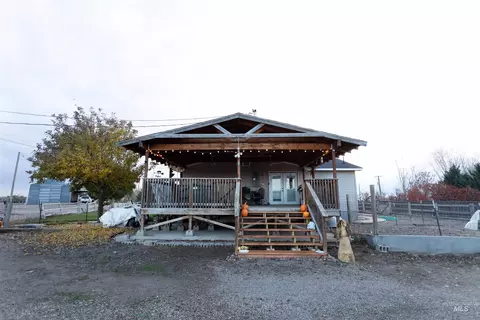 Exterior - 1400 Anderson Corner Rd, Parma, ID 83660 photo 8 of 10