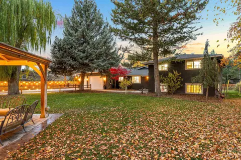 1160 W Hialeah Cir, Eagle, ID 83616