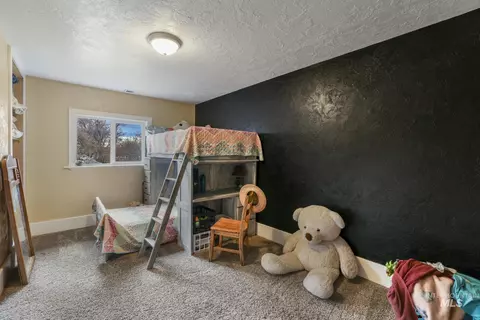 Bedroom - 409 1st St E, Hansen, ID 83334 photo 2 of 5
