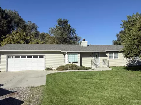 2595 N 3rd E, Mountain Home, ID 83647