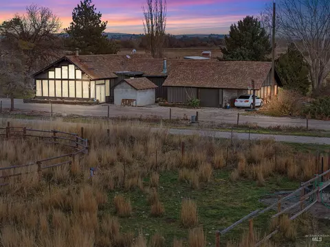 30327 Hexon Rd, Parma, ID 83660