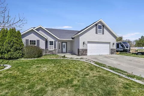 818 Pine, Filer, ID 83328
