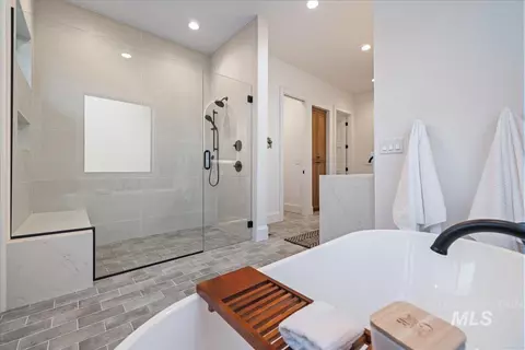 Bath - 3408 N Hardwick Ave, Eagle, ID 83616 photo 3 of 9