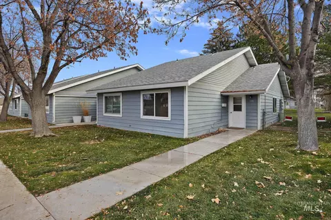 511 Union Ave, Filer, ID 83328 photo 1